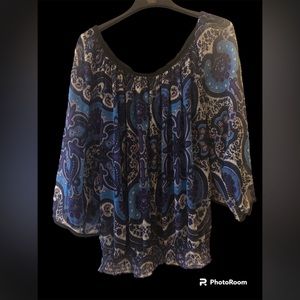 Blue Paisley Blouse w/brand tag. Size XL